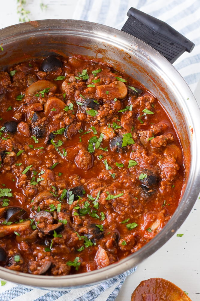 easy meat sauce in a pot