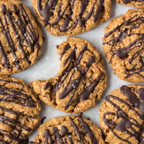 cropped-almond-butter-cookies-10.jpg